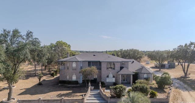 5-bedroom rental at 5280 Smith Rd in Von Ormy, TX — photo 1