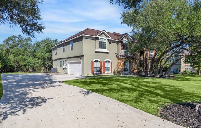 5-bedroom rental at 322 Eugene Sasser in San Antonio, TX — photo 1