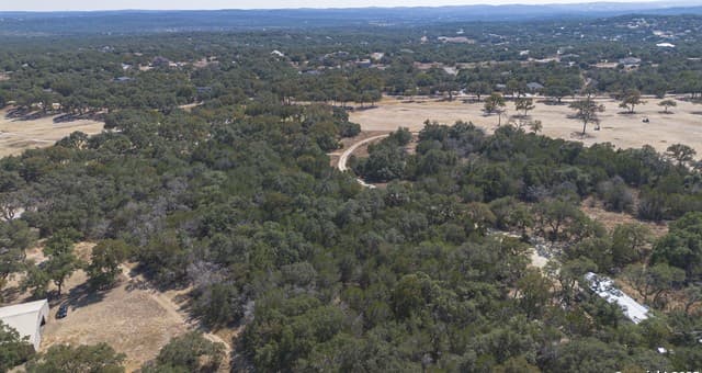 rental at 154 Fore in Spring Branch, TX — photo 5