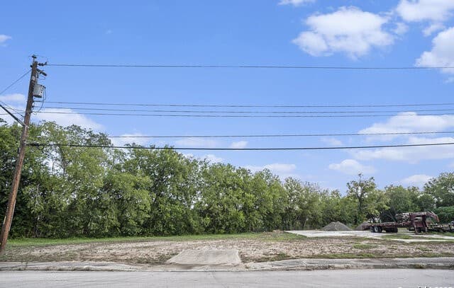 rental at 318 41st in San Antonio, TX — photo 4