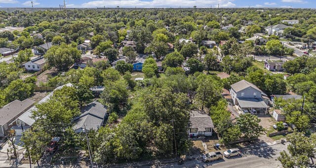 home for sale at 1822 Aransas in San Antonio TX