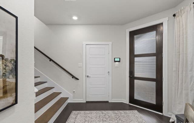 3-bedroom rental at 5843 Whitby Unit UNIT 44 in San Antonio, TX — photo 5