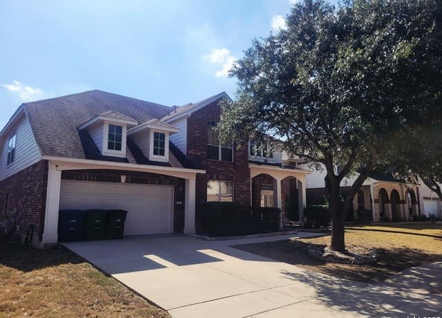 4-bedroom rental at 718 Desert Blf in San Antonio, TX — photo 1