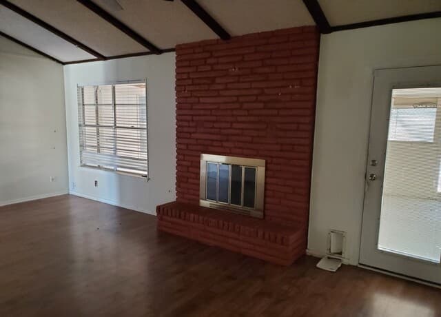 3-bedroom rental at 10611 Apple Springs in Universal City, TX — photo 3