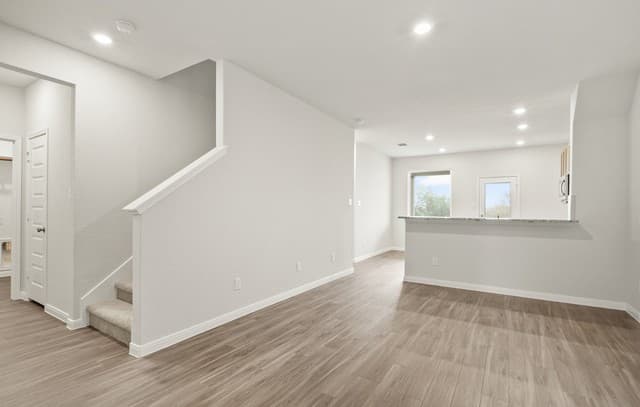 4-bedroom rental at 13624 Helton Pass in St Hedwig, TX — photo 4