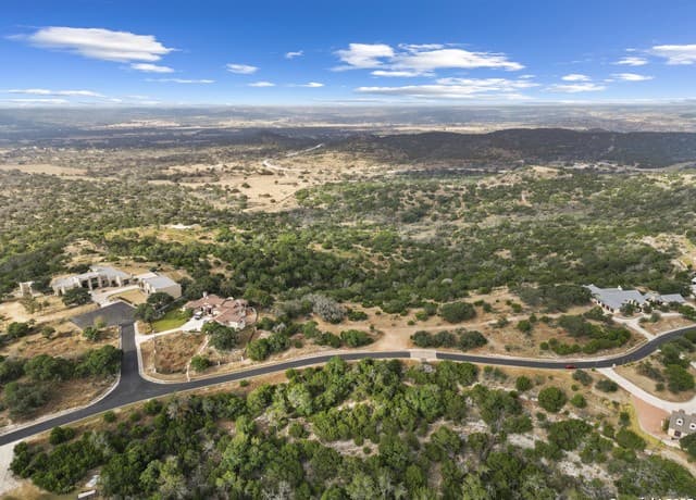 rental at 146 Painted Sky in Comfort, TX — photo 2