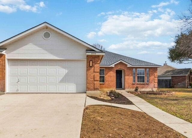 4-bedroom rental at 9127 Victory Pass in San Antonio, TX — photo 4