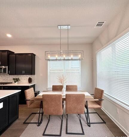 3-bedroom rental at 5843 Whitby Rd Unit UNIT 13 in San Antonio, TX — photo 5
