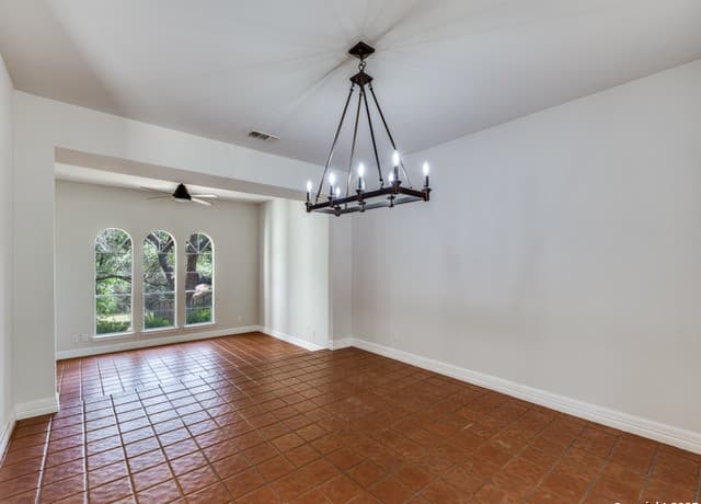 Home for sale at 14811 Willow Moss St in San Antonio, TX — photo 5