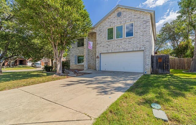 4-bedroom rental at 3003 Cassowary in San Antonio, TX — photo 1