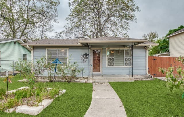 2-bedroom rental at 310 Chipinque in San Antonio, TX — photo 4