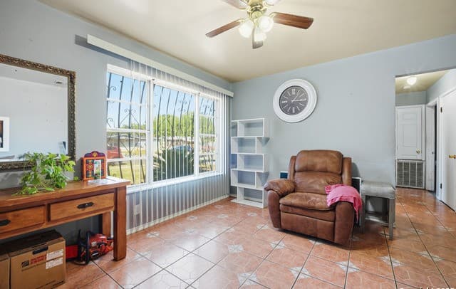 4-bedroom rental at 3030 Hatton in San Antonio, TX — photo 3