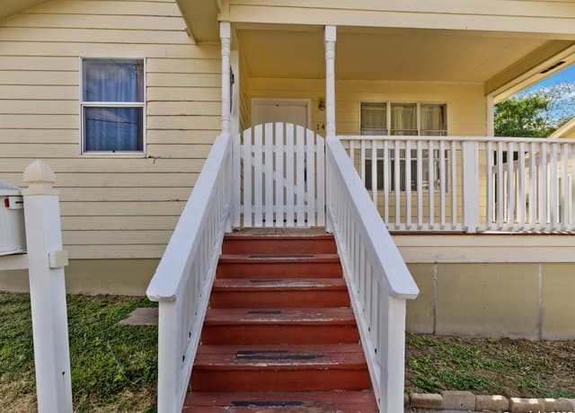 3-bedroom rental at 142 Jean in San Antonio, TX — photo 3