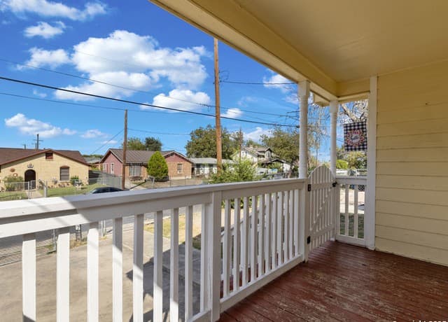 3-bedroom rental at 142 Jean in San Antonio, TX — photo 4