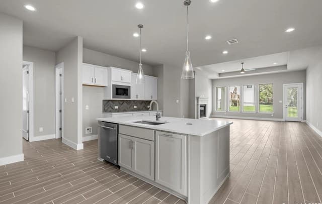5-bedroom rental at 270 Blue Diamond in Boerne, TX — photo 3