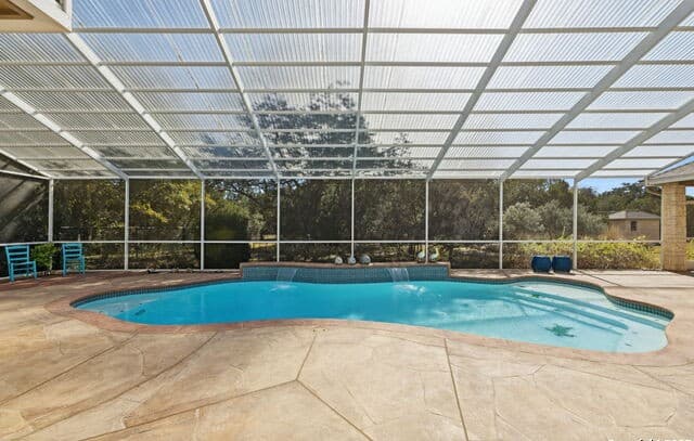 3-bedroom rental at 85 Rio Colorado in Boerne, TX — photo 4