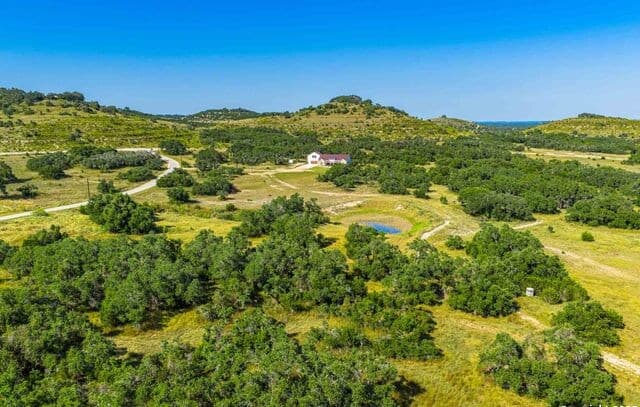 Home for sale at 147 Gray Wolf in Blanco, TX — photo 2