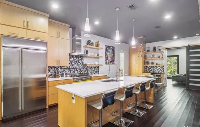3-bedroom rental at 128 Clay St. in San Antonio, TX — photo 1