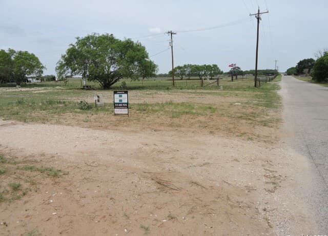 rental at 5968 Tabberer in Poteet, TX — photo 1