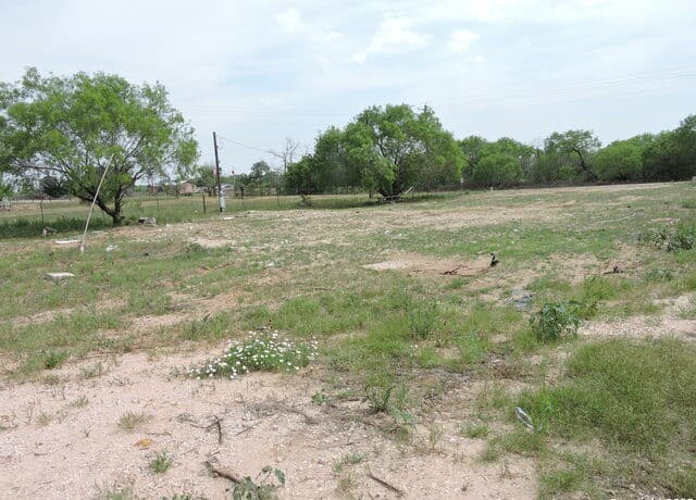 rental at 5968 Tabberer in Poteet, TX — photo 5