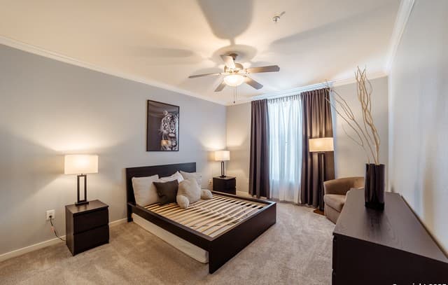 2-bedroom rental at 7342 Oak Manor Unit 7202 in San Antonio, TX — photo 3