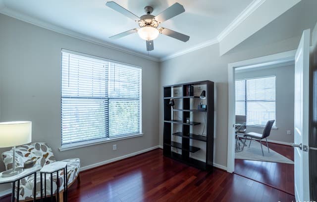 2-bedroom rental at 7342 Oak Manor Unit 7202 in San Antonio, TX — photo 5