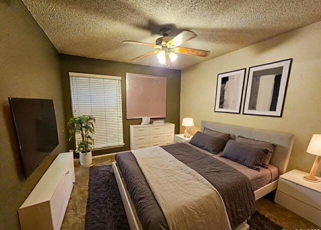 3-bedroom rental at 5723 Larkdale in San Antonio, TX — photo 3