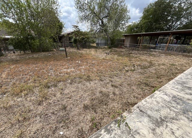 rental at 5730 Broken Lance in San Antonio, TX — photo 4