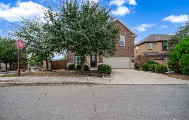 4-bedroom rental at 3103 Highline in San Antonio, TX — photo 3