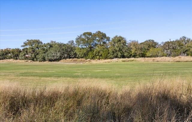 Home for sale at 25439 Bunker Dr in San Antonio, TX — photo 2
