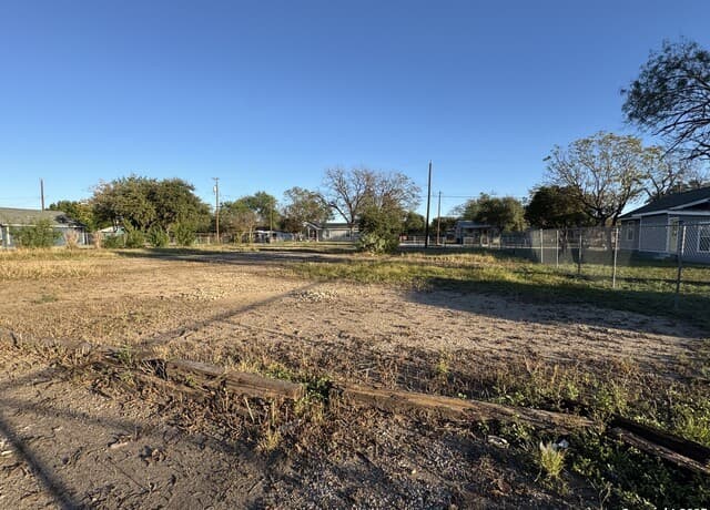 Home for sale at 134 Gentry in San Antonio, TX — photo 3