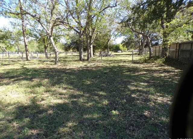 rental at 11957 Kearney Rd in Atascosa, TX — photo 4