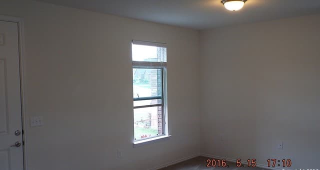 3-bedroom rental at 6015 Clematis Trail in San Antonio, TX — photo 3