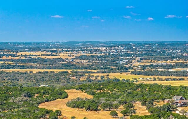 rental at LOT 9 The Views Blvd in Fredericksburg, TX — photo 2