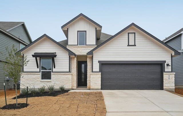 3-bedroom rental at 950 Earp Blvd in San Antonio, TX — photo 1