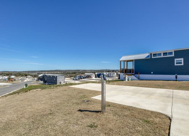 rental at 5386 Ranch Road 1376 #184 in Fredericksburg, TX — photo 2