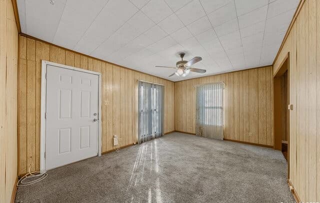 3-bedroom rental at 1651 W Woodlawn in San Antonio, TX — photo 5
