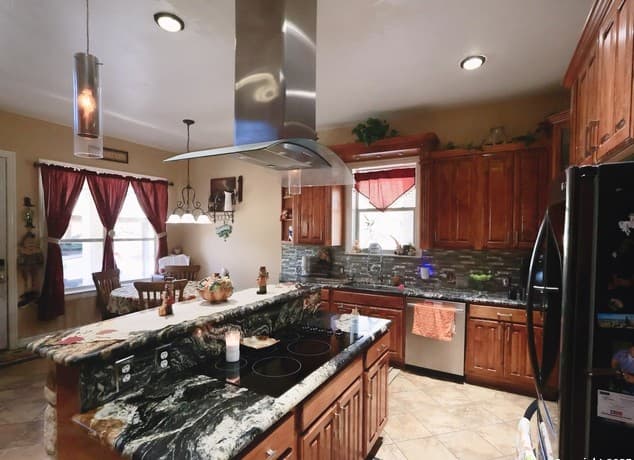 4-bedroom rental at 13115 N Sh 16 in Poteet, TX — photo 3