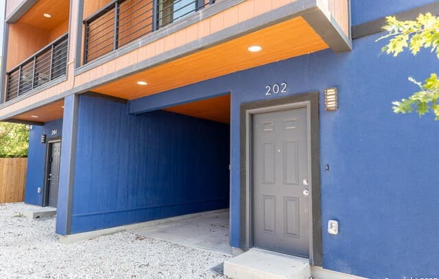 3-bedroom rental at 118 Shenandoah Unit 202 in San Antonio, TX — photo 3