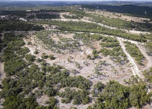 Home for sale at 322 Mitchell Dr in Spring Branch, TX — photo 3