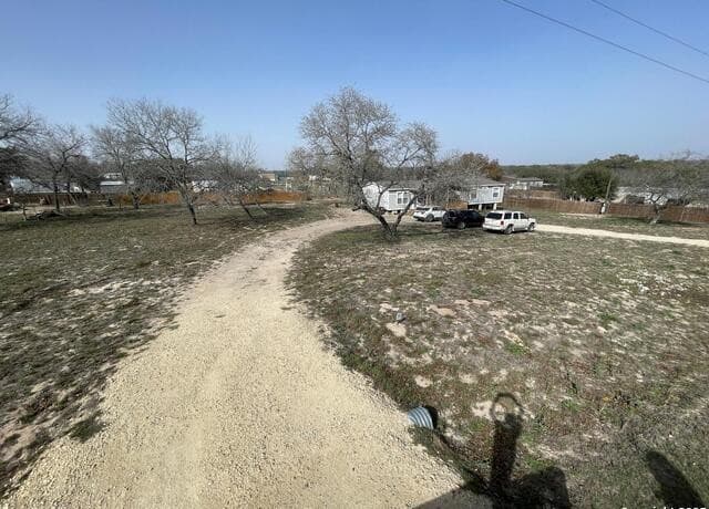 rental at 116 Rocky Ridge in Poteet, TX — photo 3