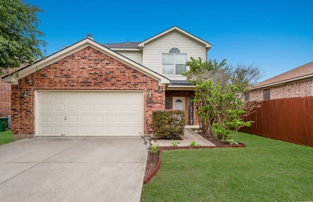 3-bedroom rental at 6006 Lakefront St in San Antonio, TX — photo 2