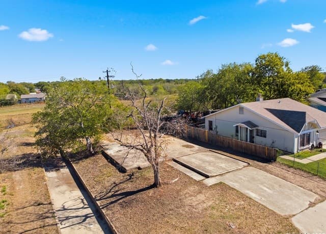 rental at 8802 Catalina Bay Dr in San Antonio, TX — photo 5