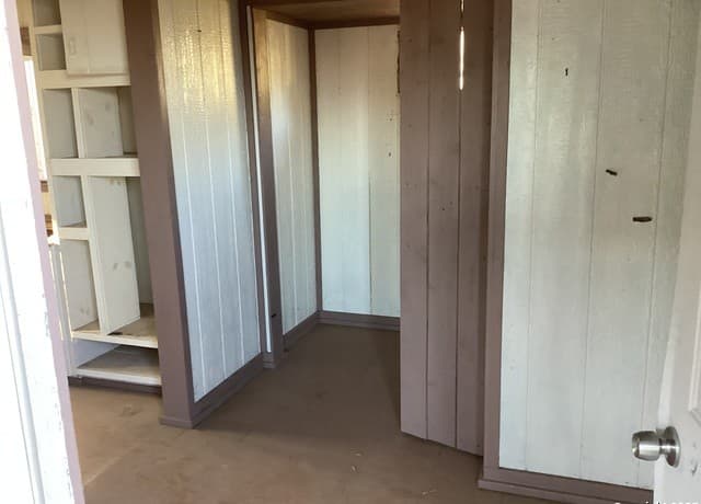 2-bedroom rental at 52 Beach Shore in Bandera, TX — photo 2
