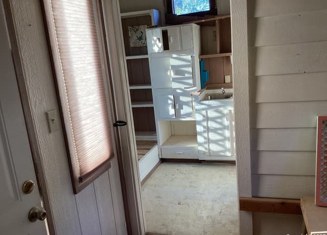 2-bedroom rental at 52 Beach Shore in Bandera, TX — photo 5