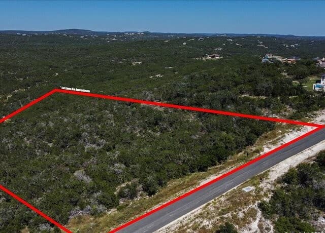 rental at UNIT 4 LOT 11 Private Rd in Mico, TX — photo 3