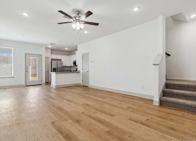 3-bedroom rental at 10203 Tulipwood Run Unit 101 in San Antonio, TX — photo 1