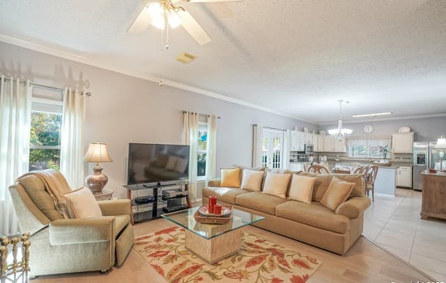 Home for sale at 8410 Tiguex in Universal City, TX — photo 2