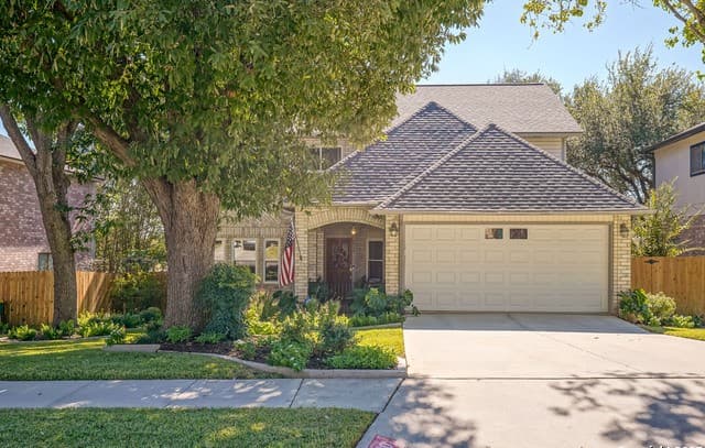 Home for sale at 8410 Tiguex in Universal City, TX — photo 5