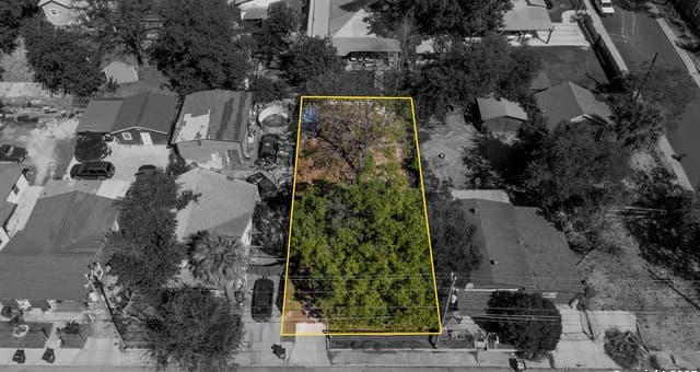 rental at 207 Forrest in San Antonio, TX — photo 2